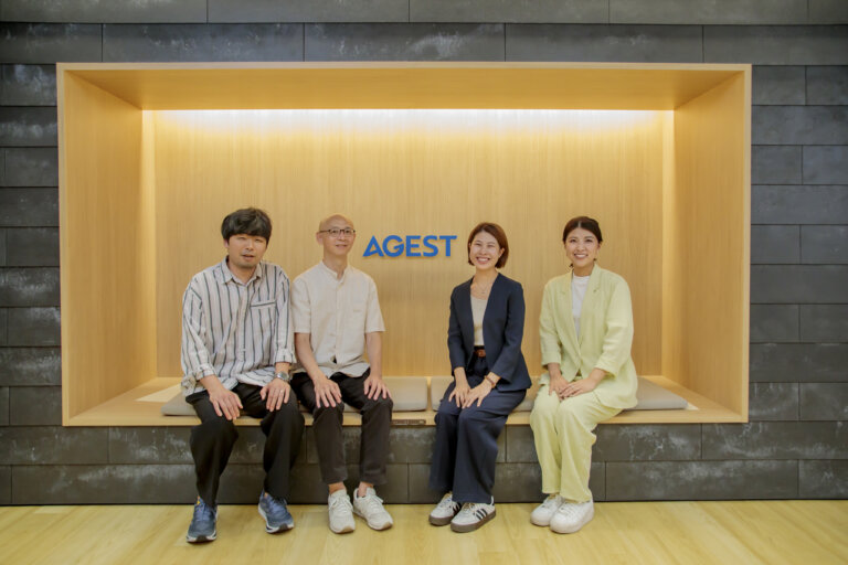 株式会社AGESTの打ち合わせ風景
