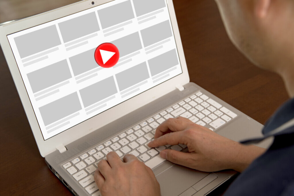 YouTube運用代行とは？